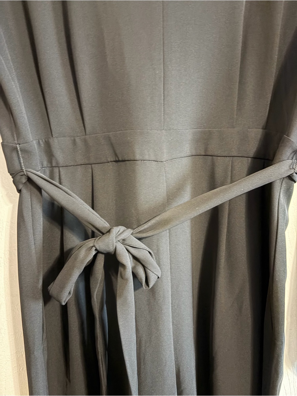 LOFT Black Wide Leg Jumpsuit Size 6 NWT V Neck Long Sleeve Belted - Picture 6 of 9